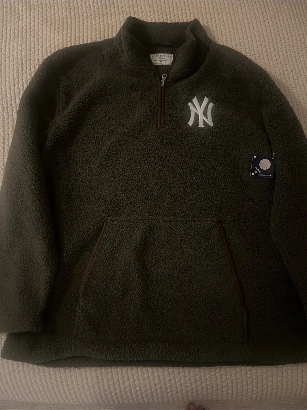 New York Yankees Dark Green Quarter-Zip Sweatshirt